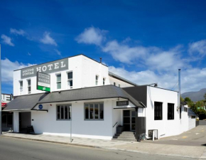Doctor Syntax Hotel